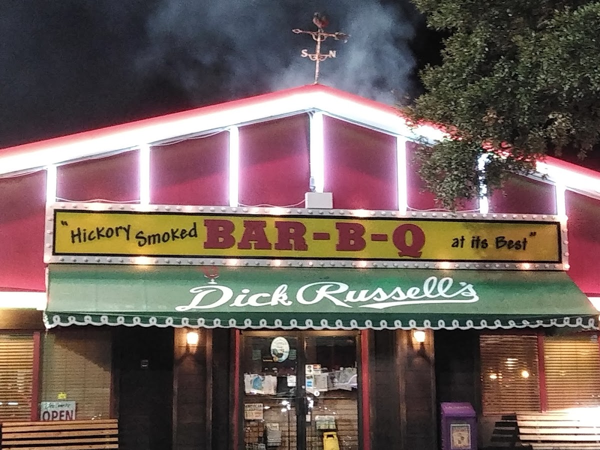 Dick Russell's Bar-B-Q